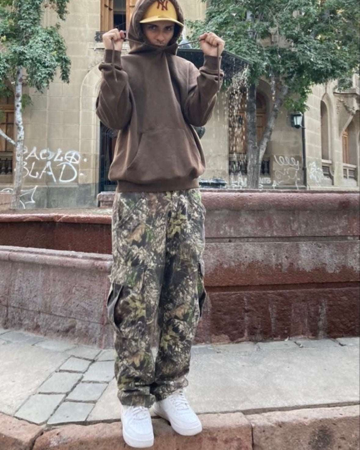 CAMOUFLAGE MILITARY CARGOS