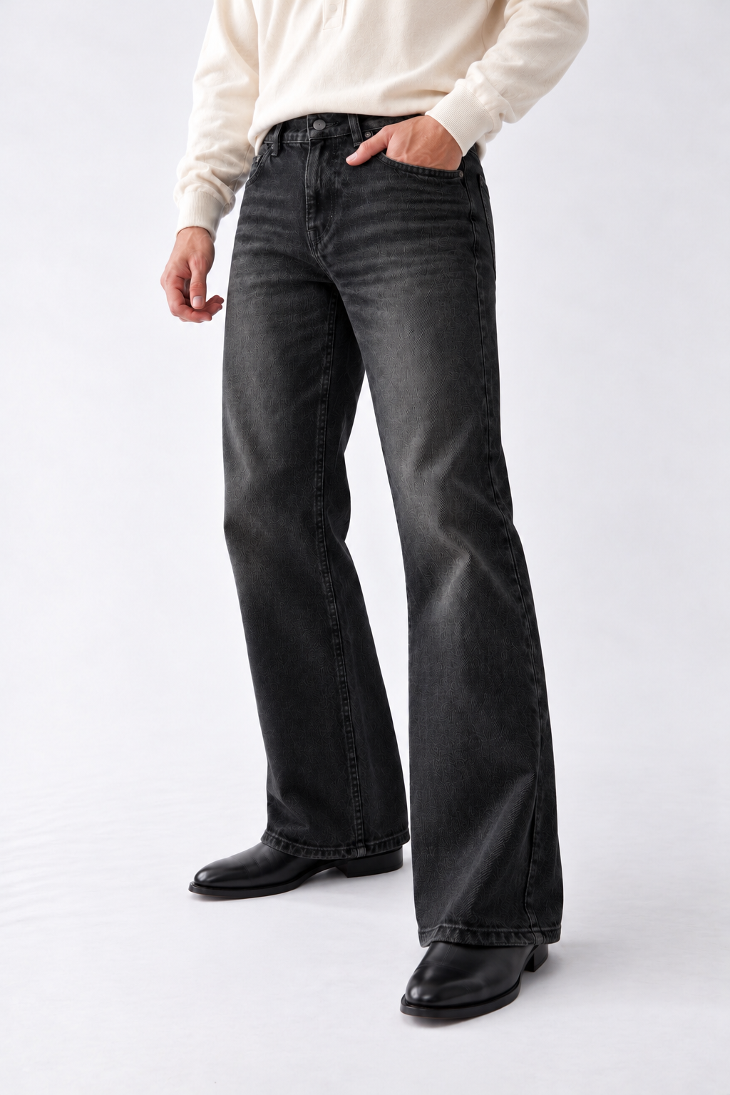 BLACK BOOTCUT DENIM