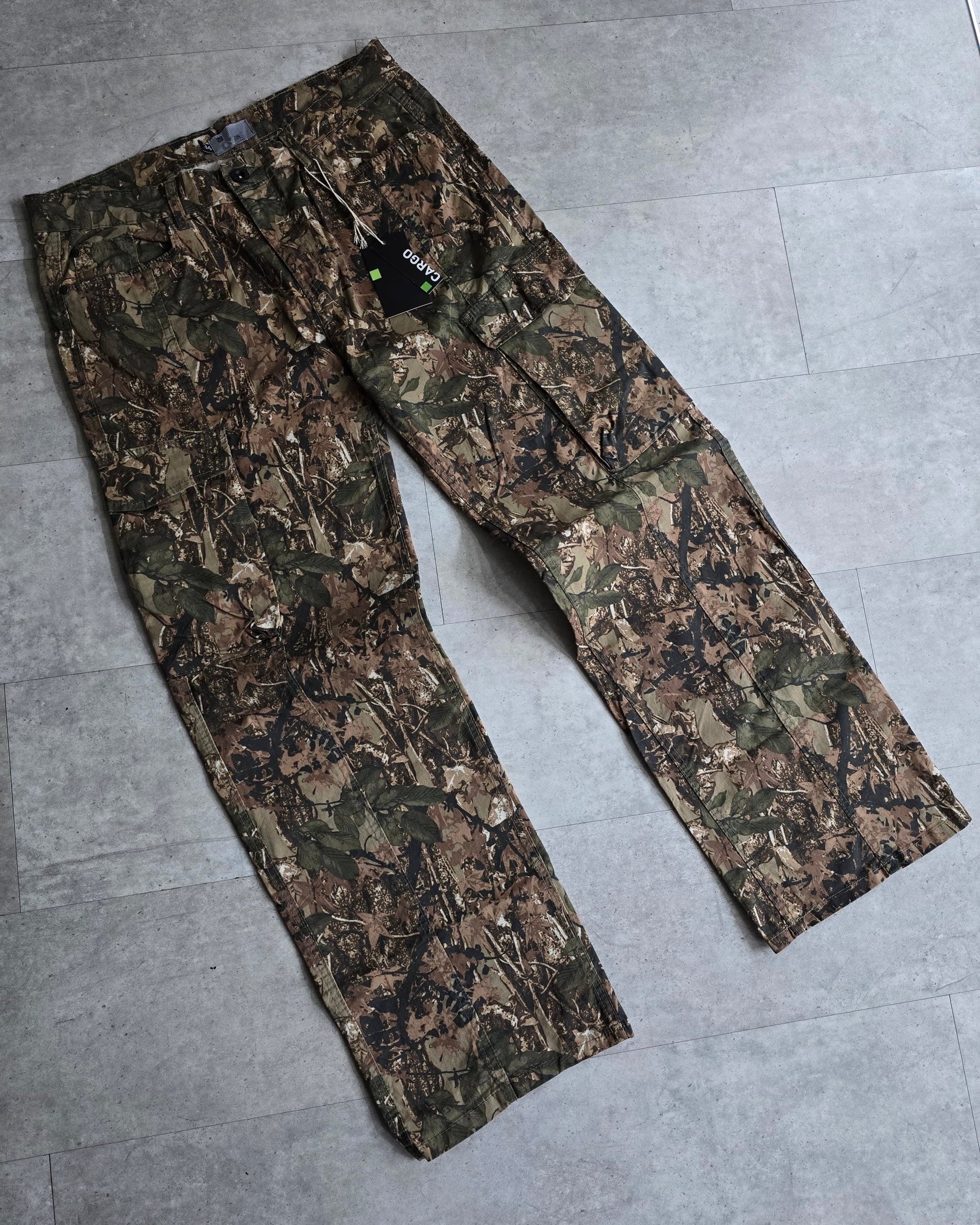 CAMOUFLAGE MILITARY CARGOS