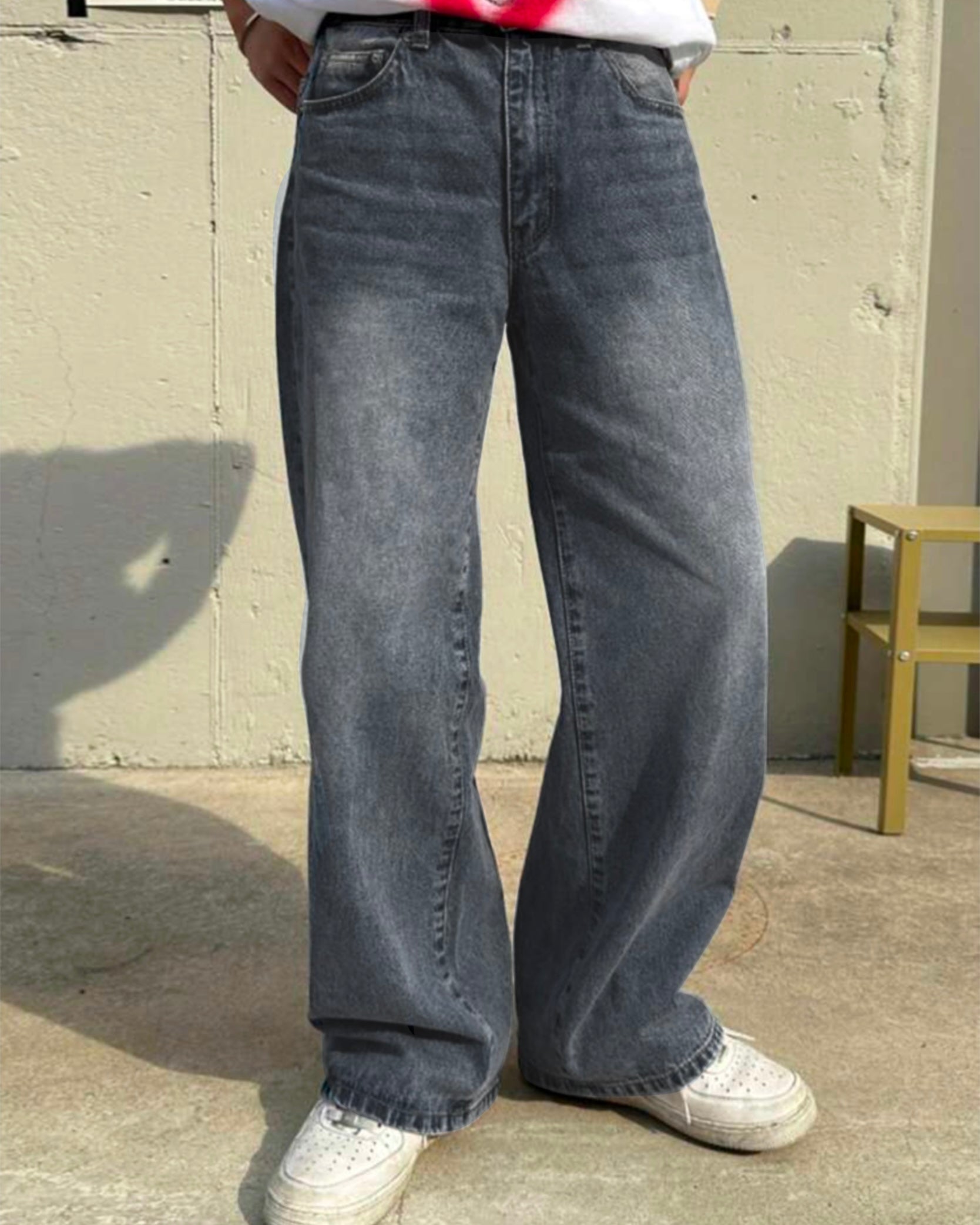 FADE BLACK DENIM