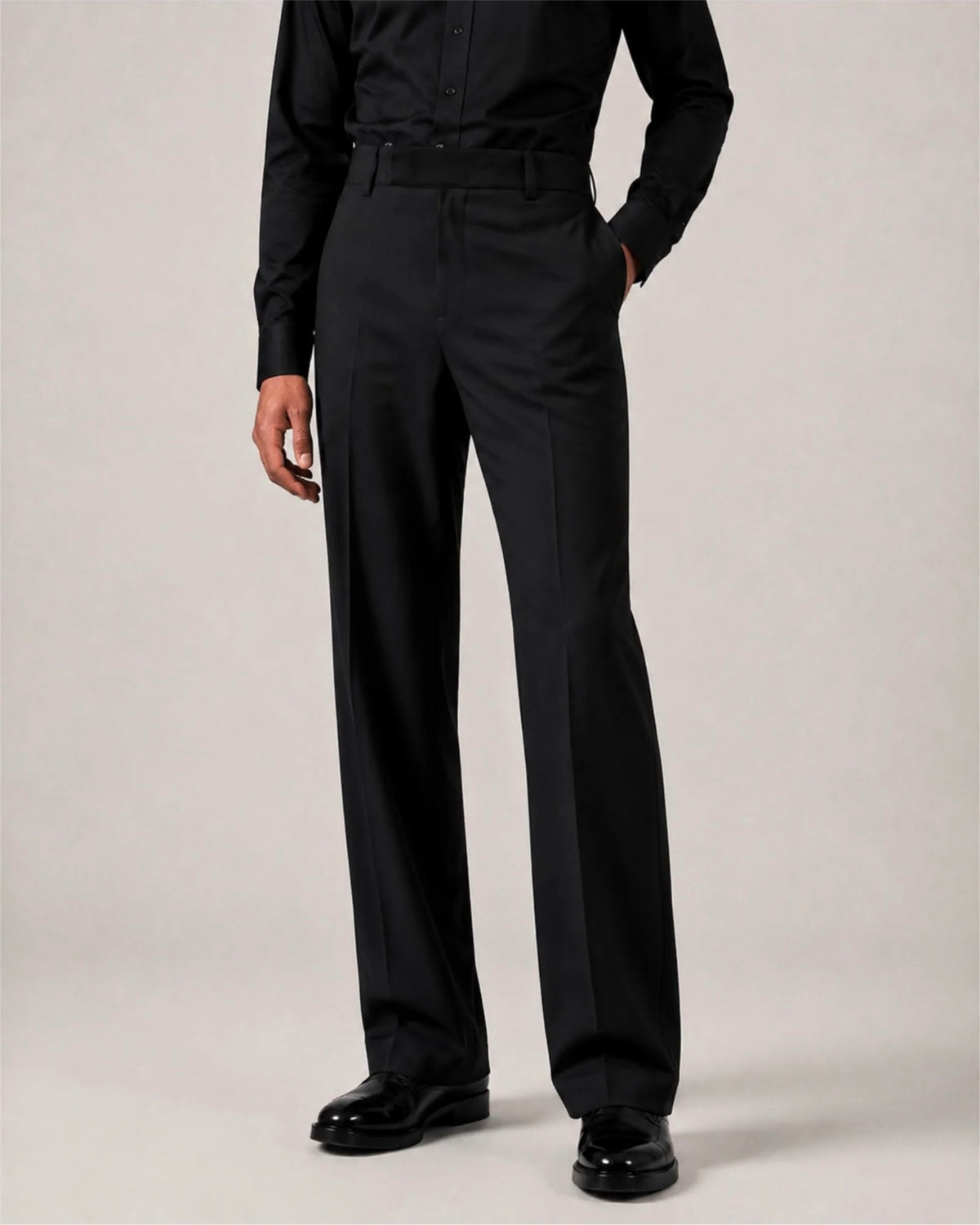 RELAXED BLACK BOOTCUT PANTS